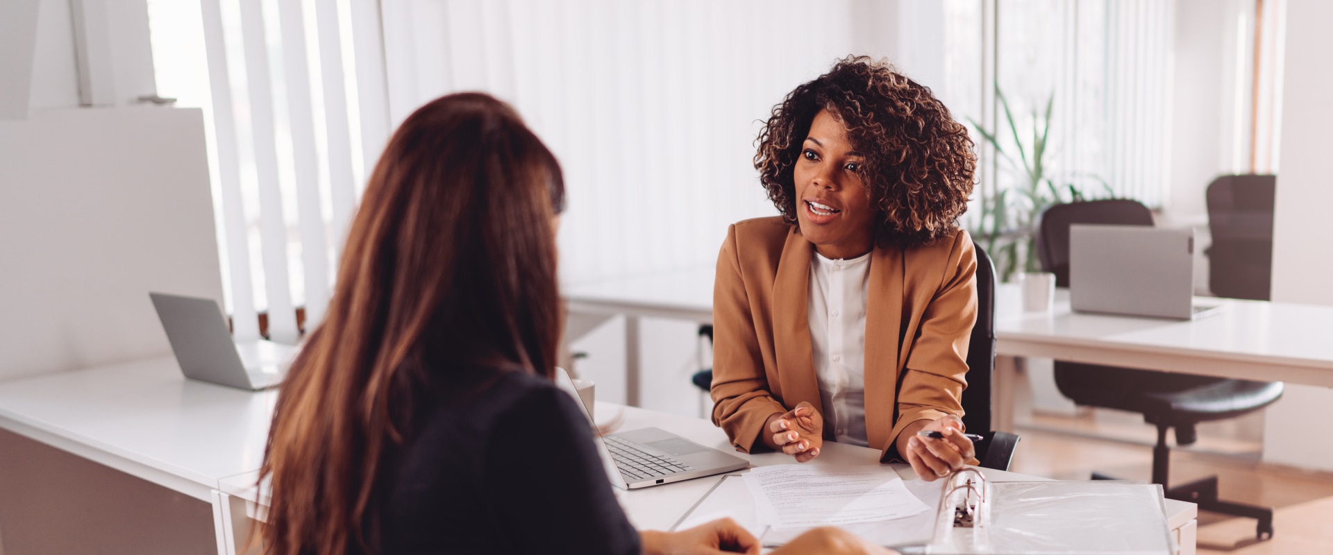 What to Expect When Working with an Agent